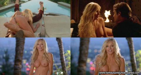 Ziering topless nikki