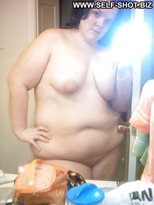 amateur nude brunette emily girlfriend self shots