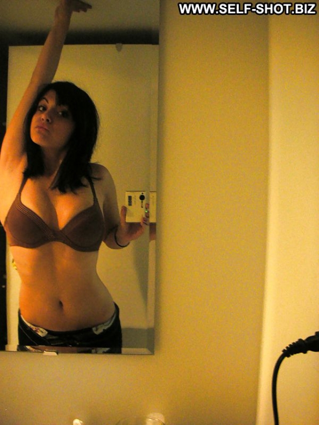 Calandra Small Tits Girlfriend Self Shot Sexy Amateur photo photo