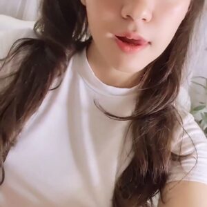 Isabelleharis Instagram Onlyfans Cute Petite Petite Asian Tiktok
