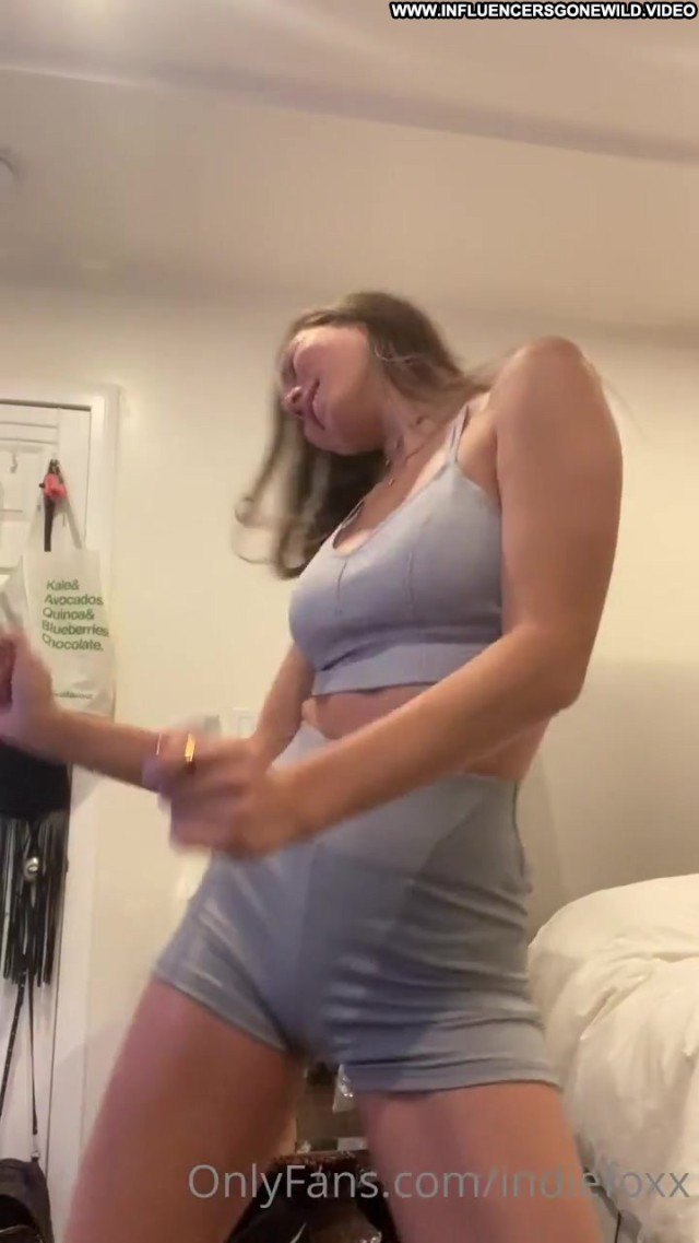 Indie Foxx Transitioning Her Pussy Straight Streams Hot American