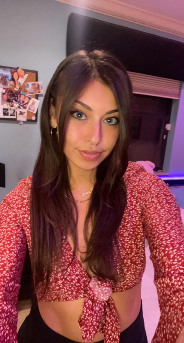 Maui Waui Small Tits Stoner Colombians Peeped Favorite Little Boy