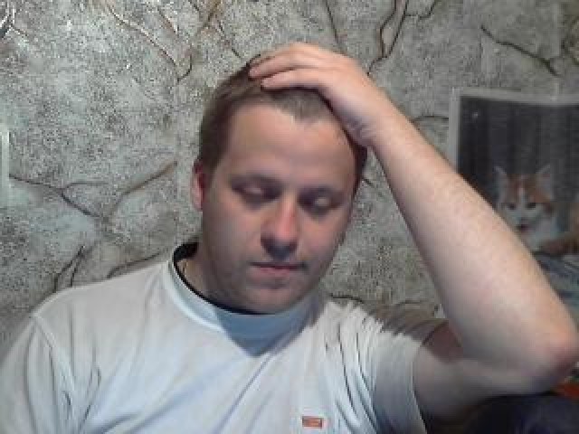 Batman__ Webcam Male Blue Eyes Trimmed Pussy Cock Medium Cock Blonde