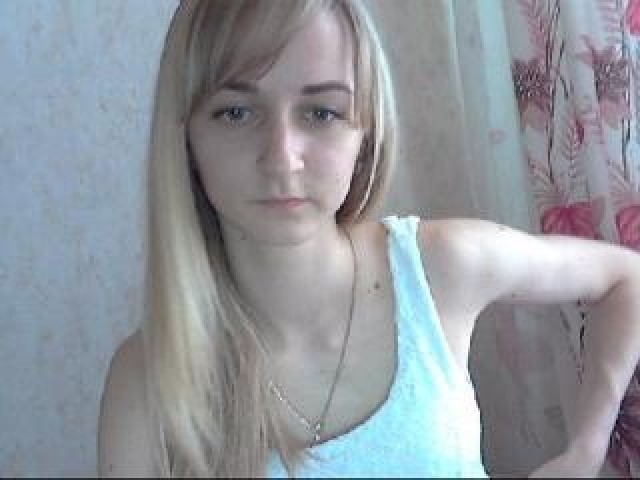 NiceViola1 Medium Tits Teen Webcam Model Female Blonde Shaved Pussy