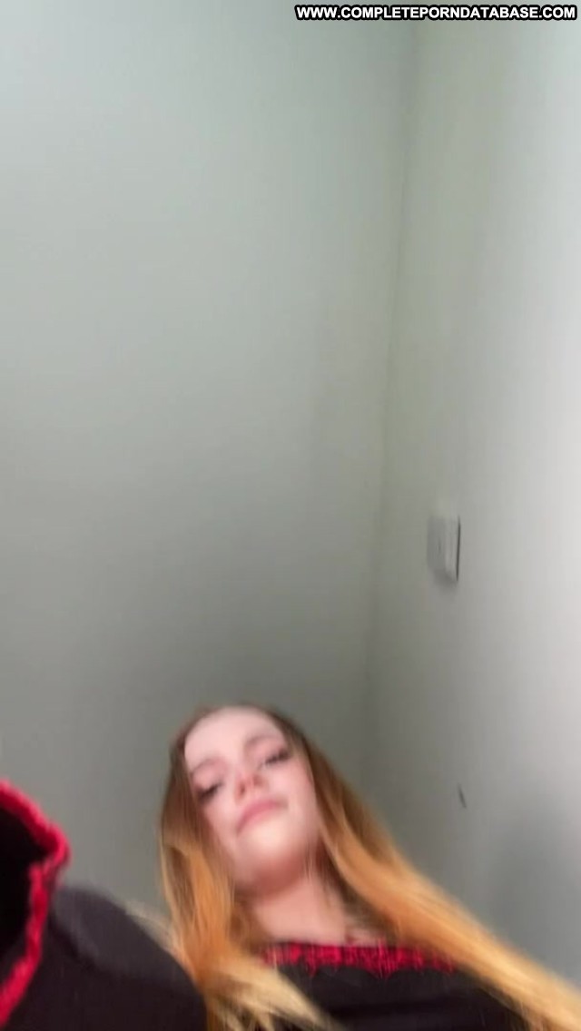 Ursecretgf Amateur Hot Spreading Facesitting Pussy Face Porn Naked Ass